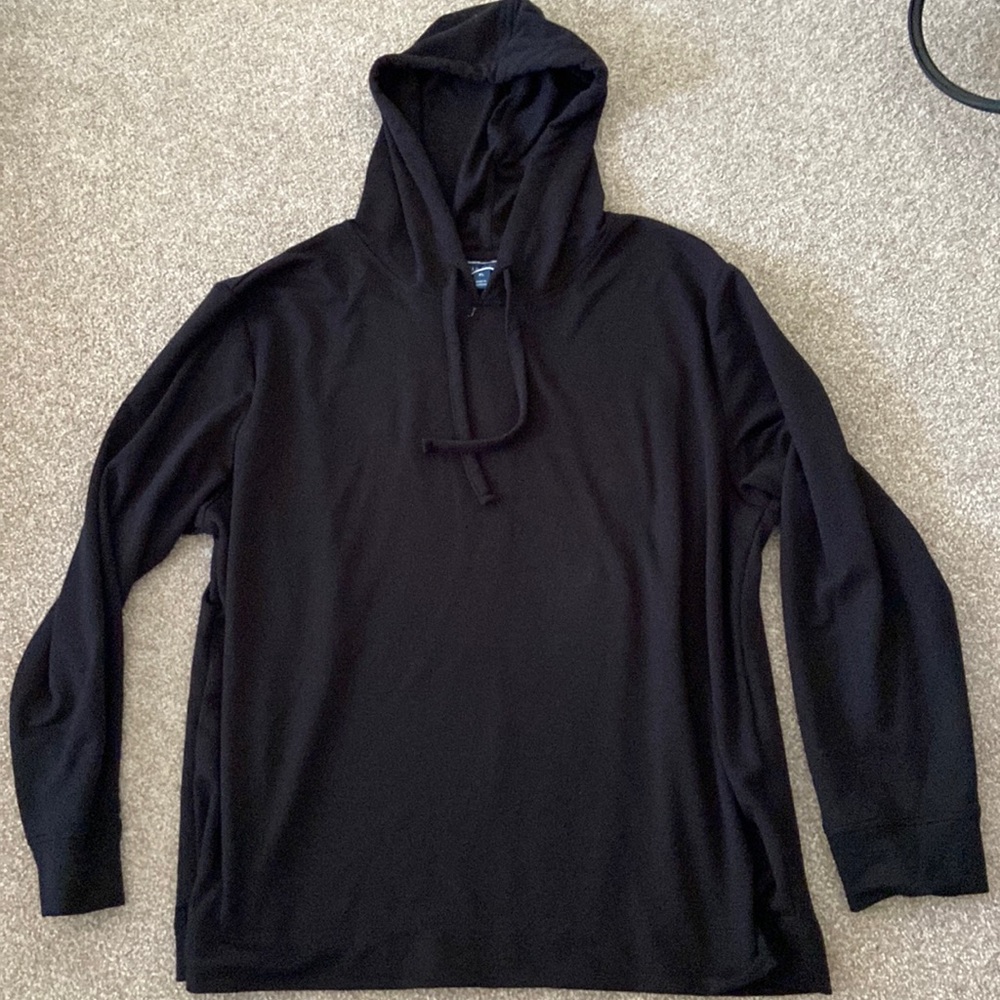 Black sweatshirt